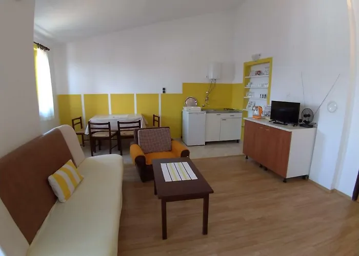Appartement Beceic Njivice